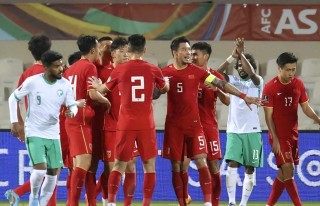 8比0！中国男足国脚首发带德甲劲旅联赛大胜，已被大合同锁定