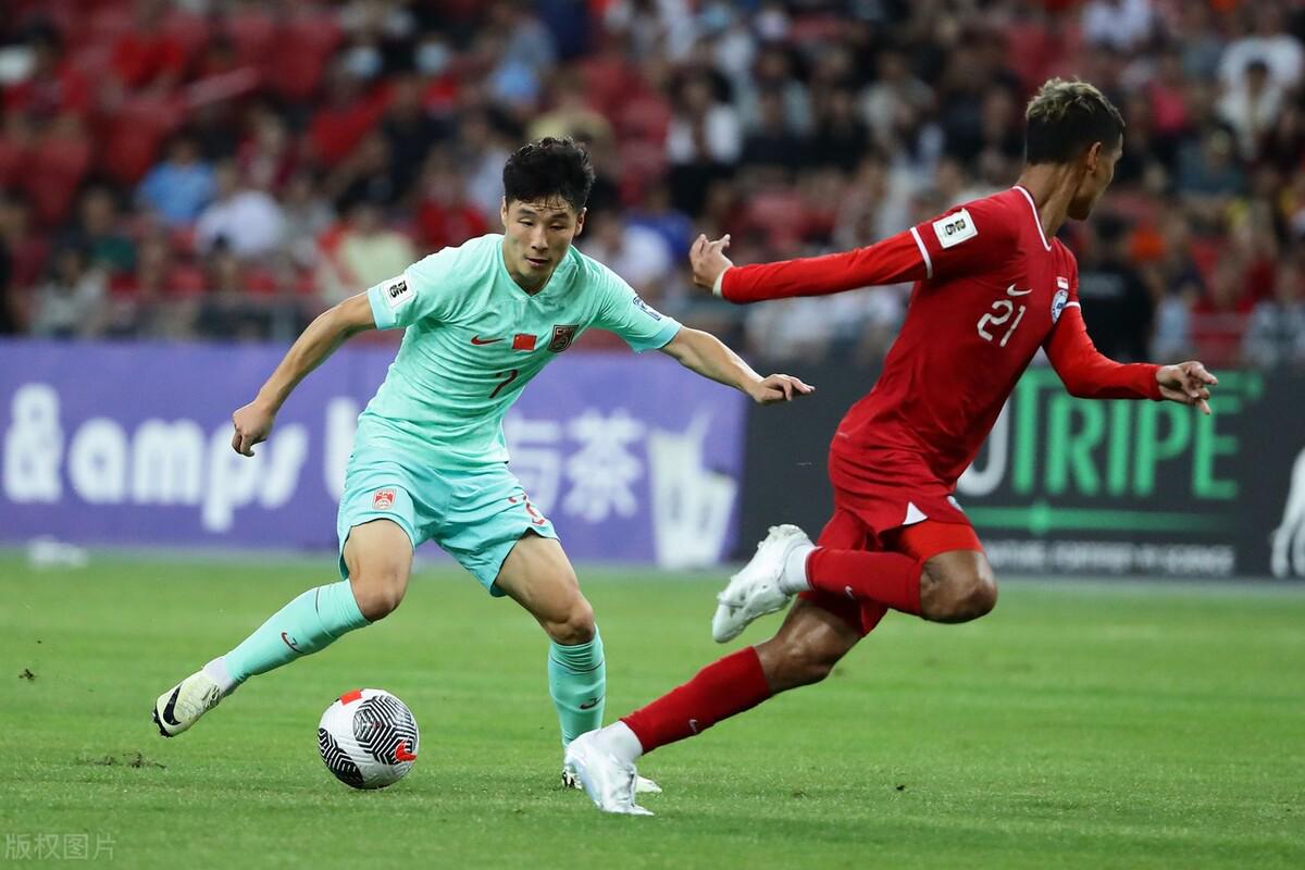 韩国队提前与国足对决，决定主场不丢分，将国足逼入绝境。