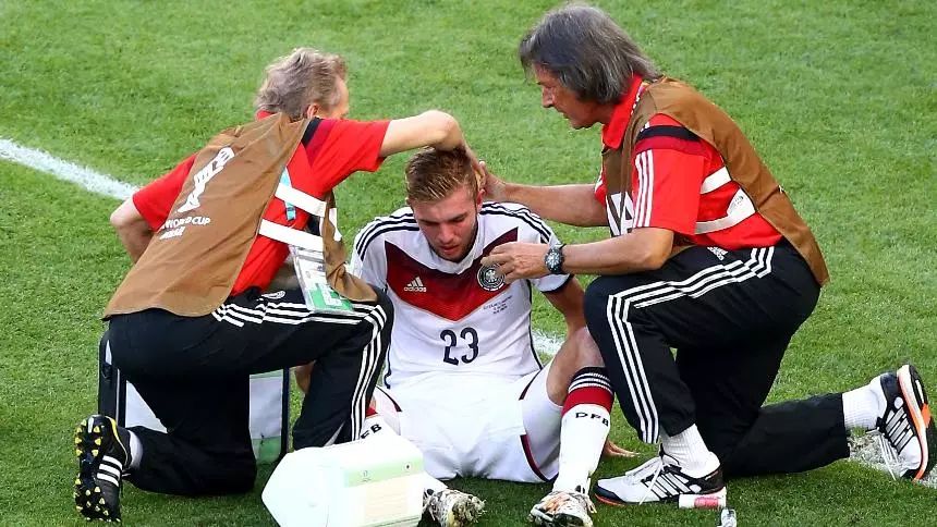 四年前夺冠的德国队队员今天在哪里？拉姆·克洛泽退役令人悲伤